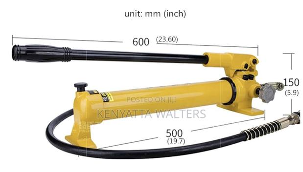 Manual Hydraulic Pump Portable Cp-700 photo 2