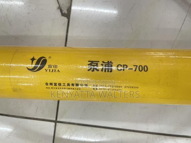 Manual Hydraulic Pump Portable Cp-700 photo 11