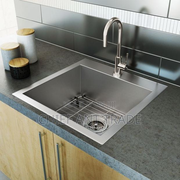 Single Kitchen Sink. Silver. 6045. · Photo 3