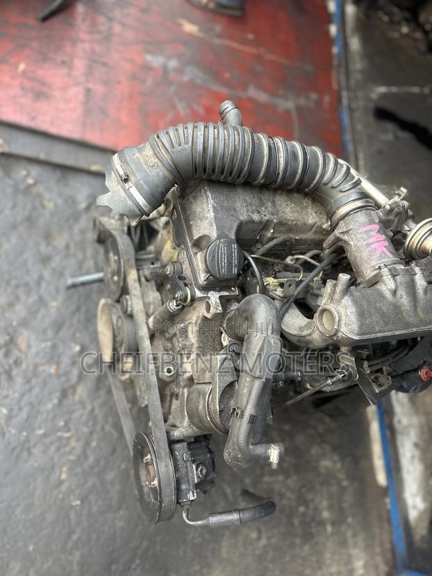 Mercedes Benz Vito and Sprinter 4 Cylinder Engine Complete photo 5