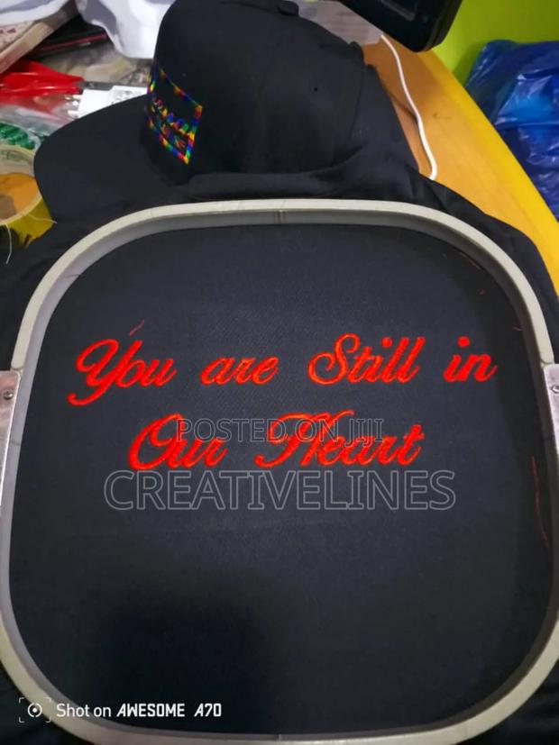 Teeshirts Embroidery · Photo 4