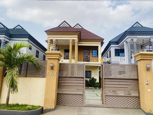 Furnished 4bdrm Duplex in West Legon for rent · Photo 1