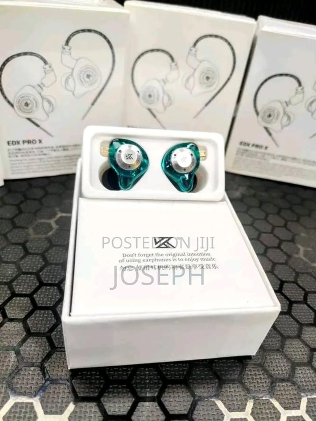 In Ear Monitor Stage · Photo 4