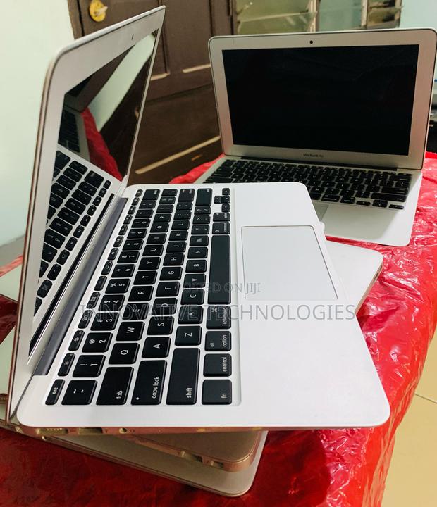 Laptop Apple MacBook Air 2015 4GB Intel Core I5 SSD 128GB photo 3
