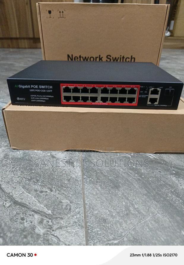 Poe Network Switch 16 Ports · Photo 4