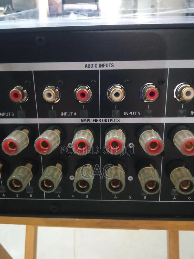 Control4 Multichannel 8 Zone Amplifier photo 7