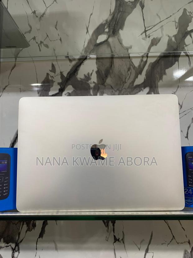 Laptop Apple MacBook Pro 2017 8GB Intel Core i5 SSD 256GB · Photo 4