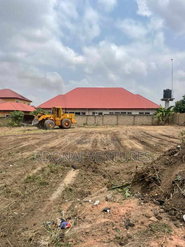 One Full Plot of Land for Sale in Agric Nzima Hitop · Photo 2