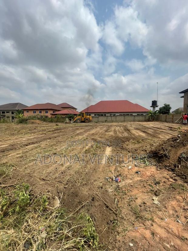 One Full Plot of Land for Sale in Agric Nzima Hitop · Photo 3