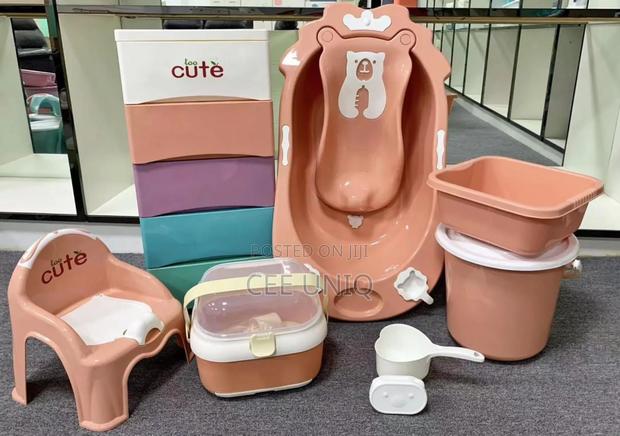 Baby Bath Set With Drawer · Photo 1