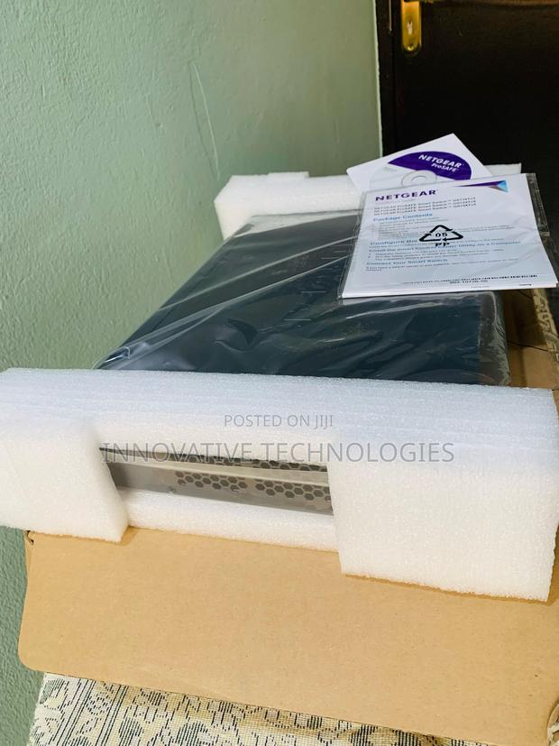Netgear New Switch ( Prosafegs748t ) 48 Port photo 3