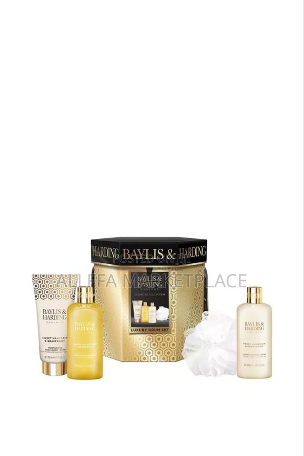 Sweet Mandarin Grapefruit Luxury Drum Gift Set · Photo 3