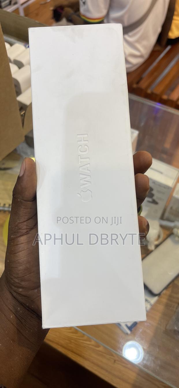 Apple Watch Series 9 41mm Cell · Photo 4