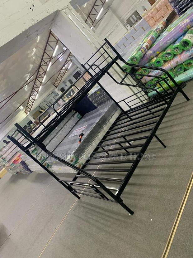 Metal Bunk Bed/Twin Bed (Double + Single ) · Photo 3