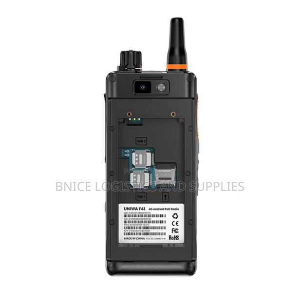Uniwa 4G F41 Walkie Talkie photo 3