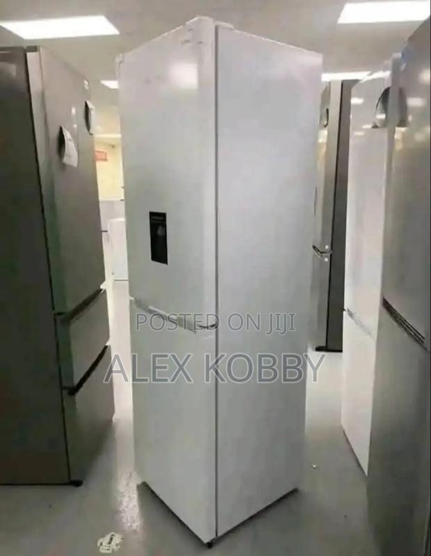 Number One Fridge Master · Photo 2