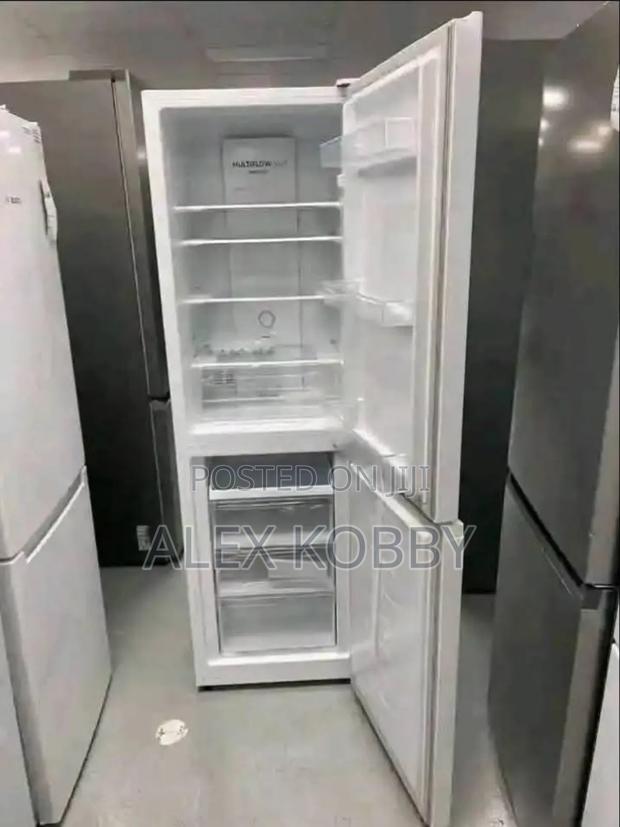 Best Man Fridge Doctor · Photo 2