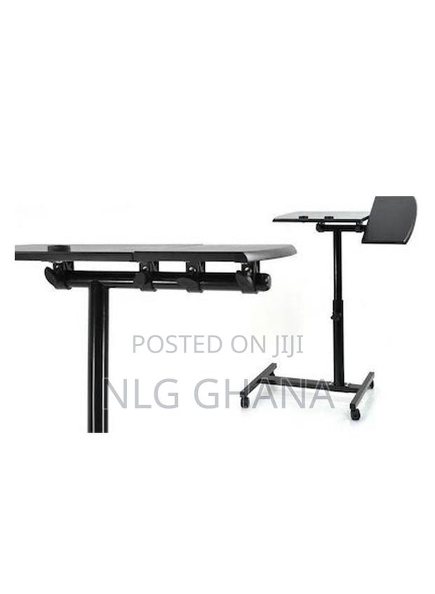 Wood Panels Steel Frame Laptop Table With 4 Lockable Caste · Photo 4