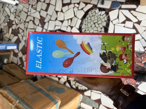 Plastic Maracas · Photo 4
