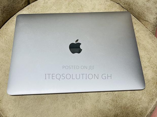 Laptop Apple MacBook Pro 2022 M2 8GB Apple M2 SSD 256GB photo 3