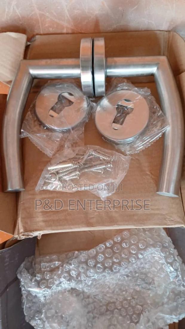 Seperate Handles