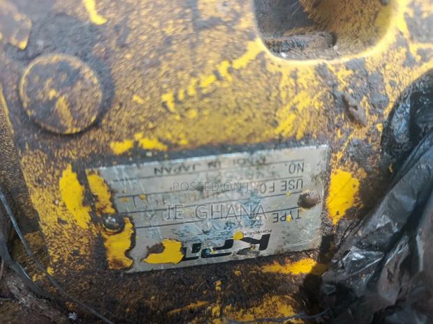Kobelco SK250LC Hydraulic Control Valve photo 4