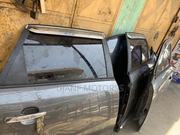 Kia Sorento 2013-15 Boot, Doors, Bumper, Fender Etc photo 3