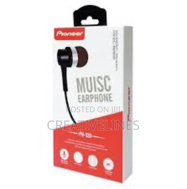 Krafted Earpiece Box · Photo 2