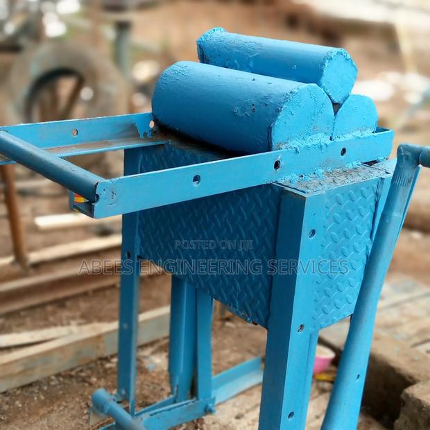 Local Manual Block Machine