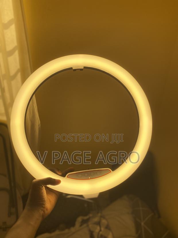 18” Ring Light photo 2