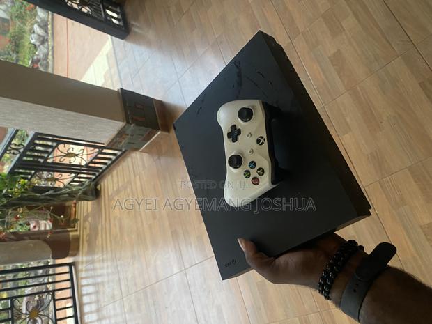 Xbox One X