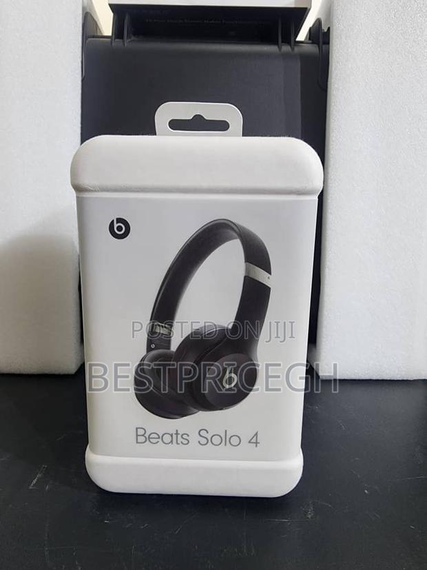 Beats Solo 4 · Photo 4
