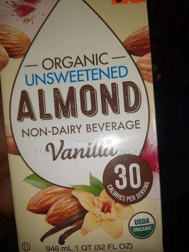 Organic Unsweetened Almond · Photo 2