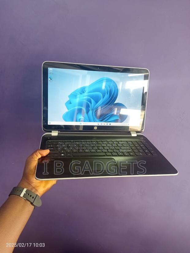 Laptop HP 15 8GB AMD A8 SSD 128GB photo 2