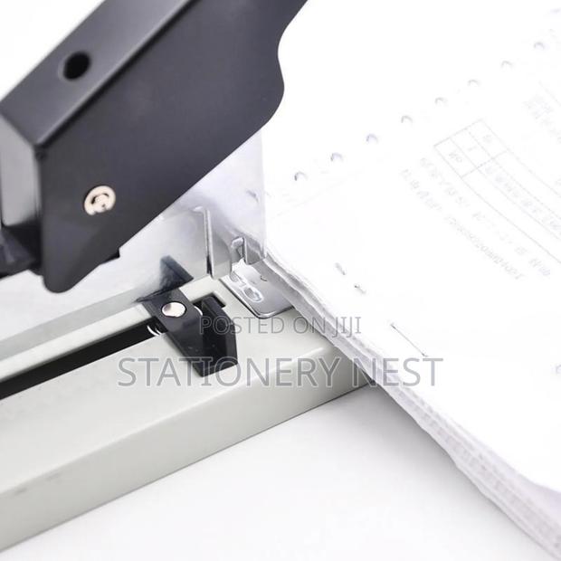 Heavy Duty Staplers · Photo 4