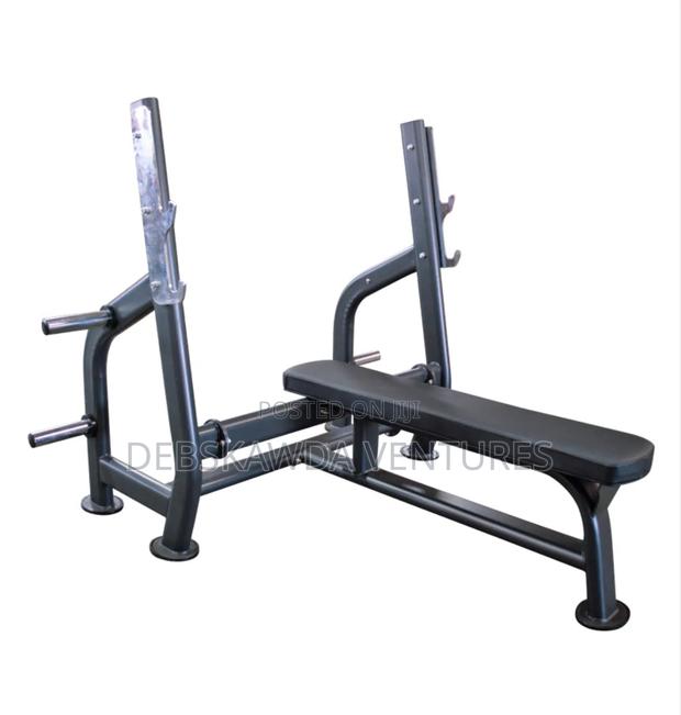 Commercial Bench Press · Photo 3