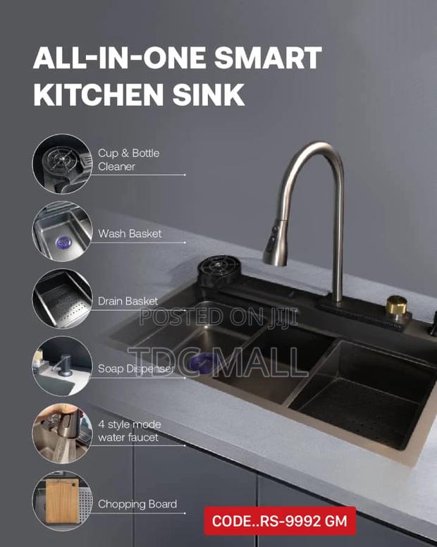 Multifunctional Kitchen Sink With Digital Display and Lead · Photo 2