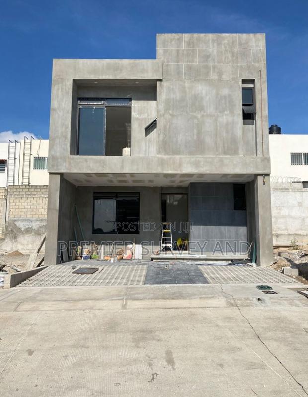 Experience the Best in Building Construction With Us. · Photo 4
