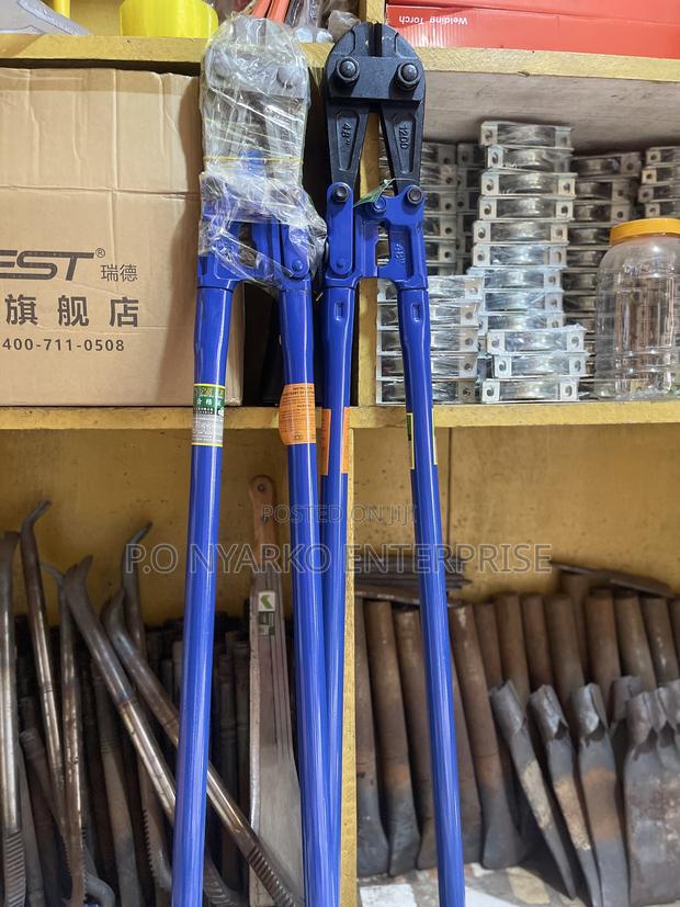 Bolt Cutters · Photo 4