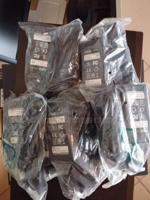 Tm1 Laptop Chargers photo 2