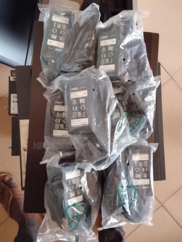 Tm1 Laptop Chargers photo 3