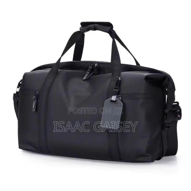 Large Capacity Leather Duffle Bags With More Compartments · Photo 1
