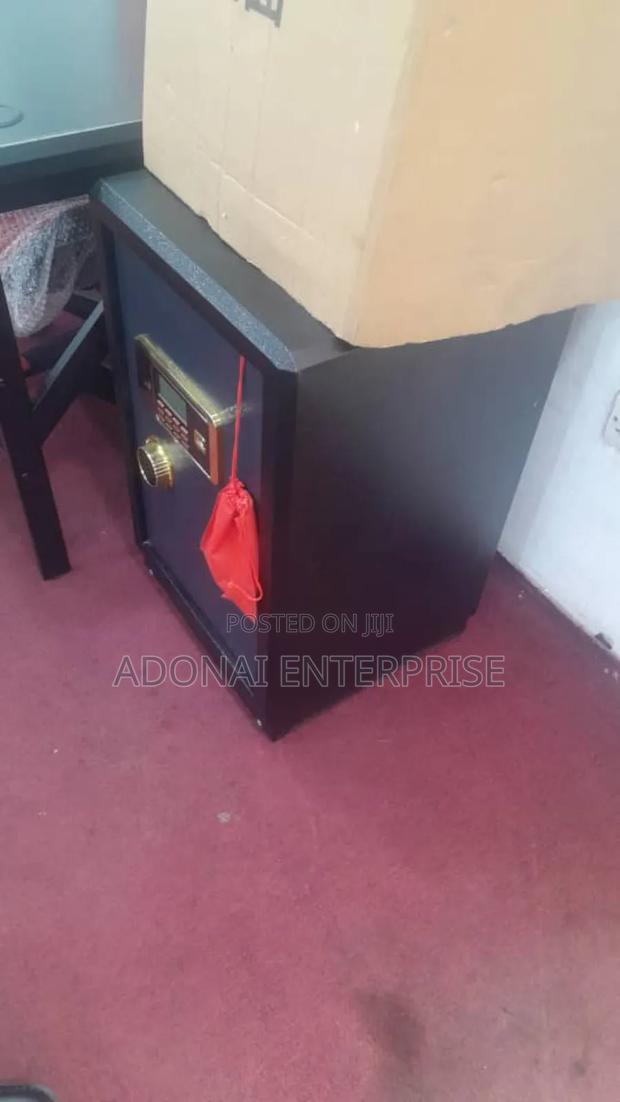 Fire Proof Available C127ytre · Photo 1