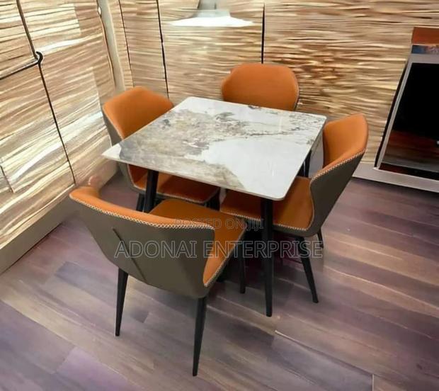 Four-Seater Dining Set XEW45 · Photo 1