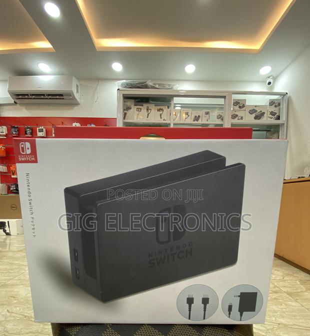 Nintendo Switch Dock Set · Photo 2
