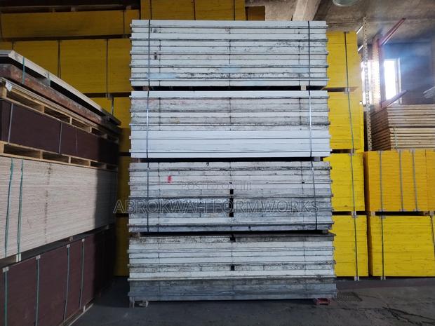 Retaining Wall Formwork /Formworks/ photo 9