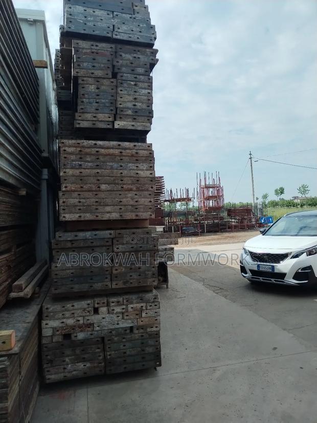Retaining Wall Formwork /Formworks/ photo 12