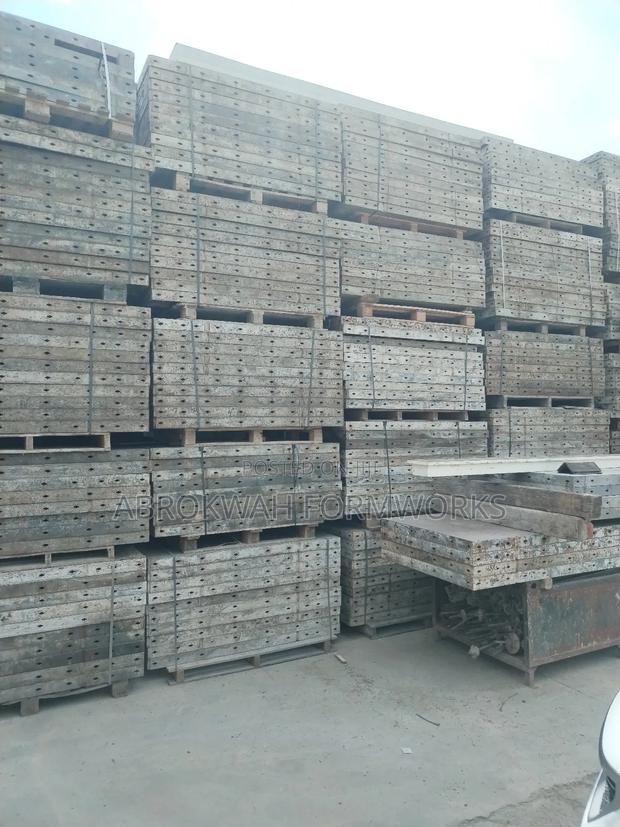 Retaining Wall Formwork /Formworks/ photo 13
