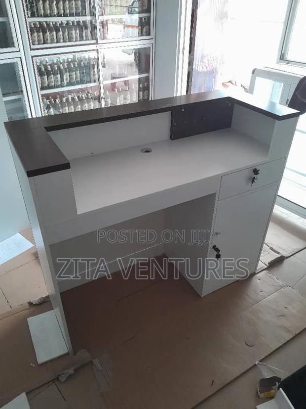 Cashiers Front Desk · Photo 1