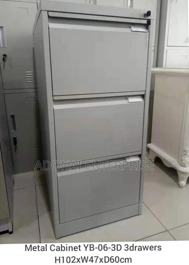 Metal Cabinet YB-06-3D 3drawers · Photo 1